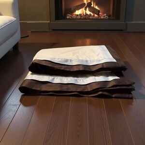 Restoration Hardware 2 Standard Pillow Shams ITALY